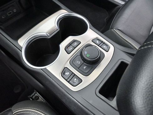 Used 2020 GMC Terrain Denali w/ Denali Premium Package image 27