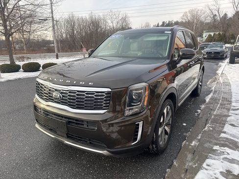 Used 2020 Kia Telluride S image 3