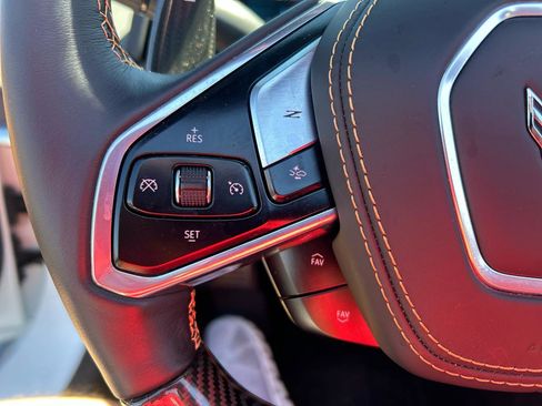 Used 2025 Chevrolet Corvette Z06 RWD image 19
