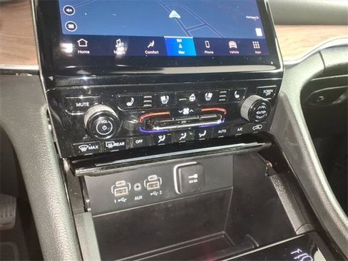 Used 2023 Jeep Grand Cherokee Summit image 22