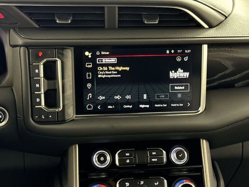 Used 2022 GMC Yukon Denali AWD/4WD image 32