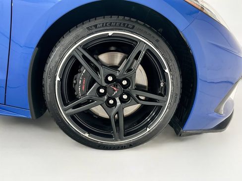 Used 2021 Chevrolet Corvette Stingray Preferred Cpe w/ Z51 Performance Package RWD image 25