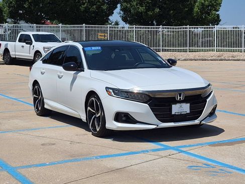 Certified 2022 Honda Accord Sport image 4