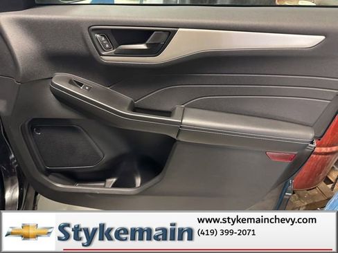 Used 2022 Ford Escape SE w/ Convenience Package image 21