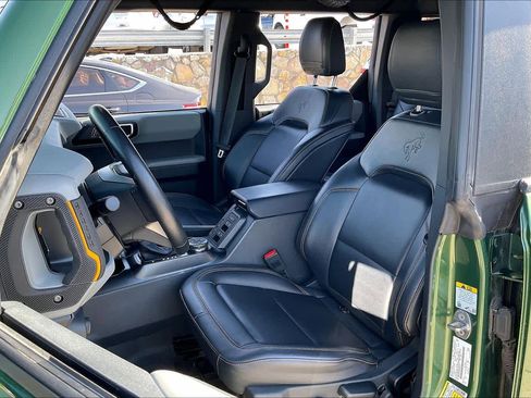 Used 2022 Ford Bronco Badlands image 7