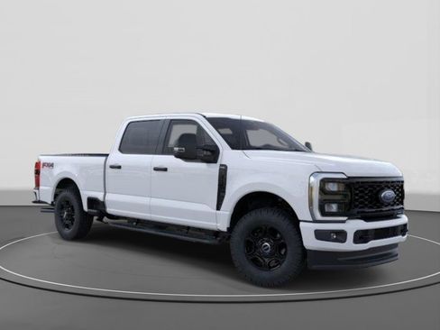 New 2026 Ford F250 4x4 Crew Cab Super Duty image 7