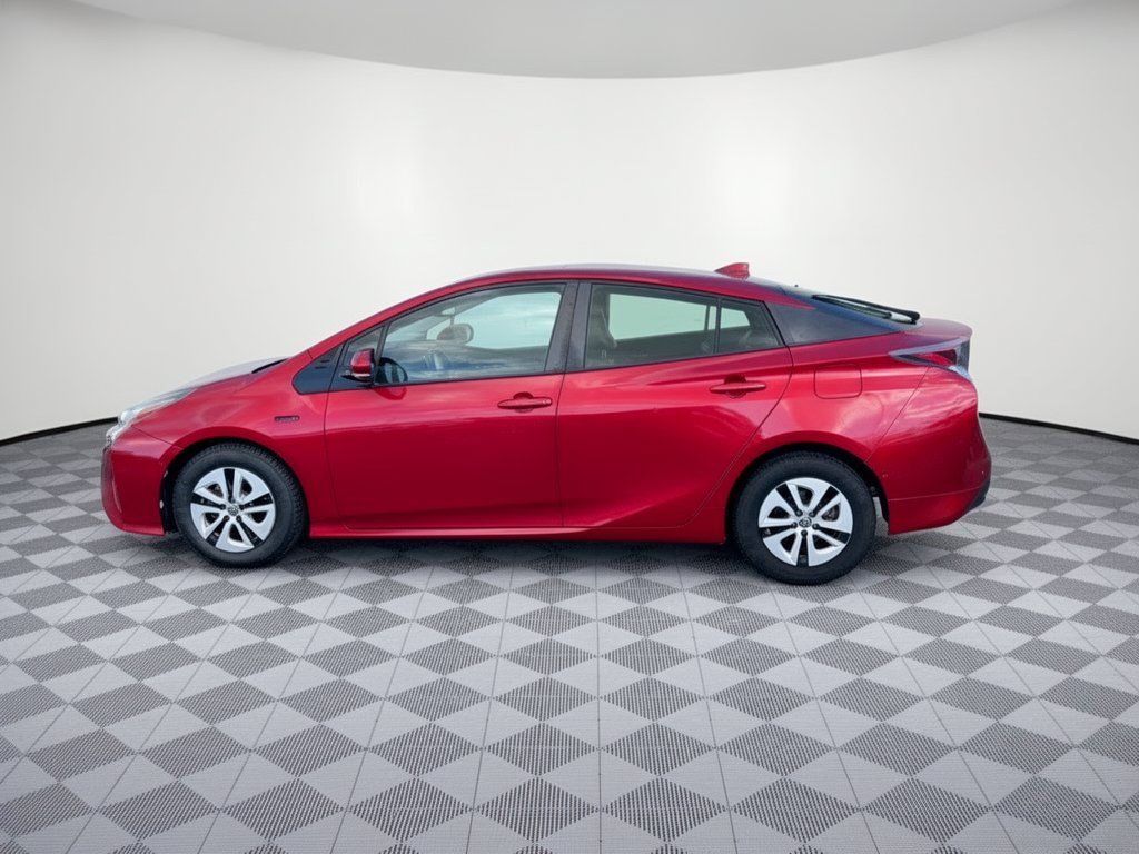 Used 2018 Toyota Prius Four w/ Advanced Technology Package FWD image 2