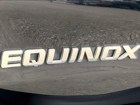 Used 2019 Chevrolet Equinox LT image 32