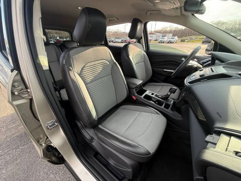 Used 2018 Ford Escape SE w/ SE Sport Appearance Package AWD/4WD image 15