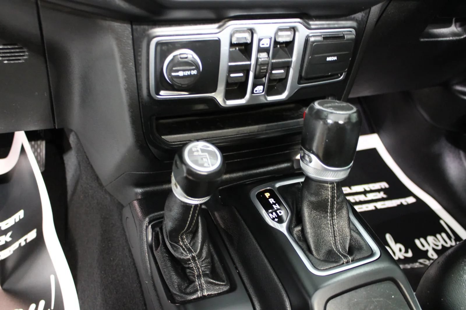 Used 2021 Jeep Gladiator Overland w/ Popular Equipment Package AWD/4WD image 33