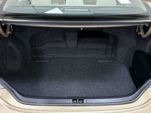 Used 2012 Toyota Camry XLE FWD image 25