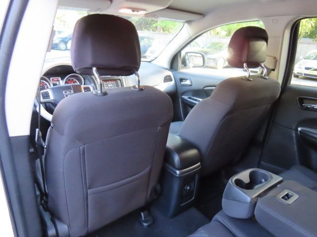 Used 2014 Dodge Journey SE w/ Flexible Seating Group FWD image 14
