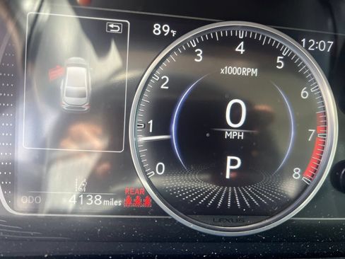 Used 2024 Lexus ES 350 w/ Premium Package FWD image 2
