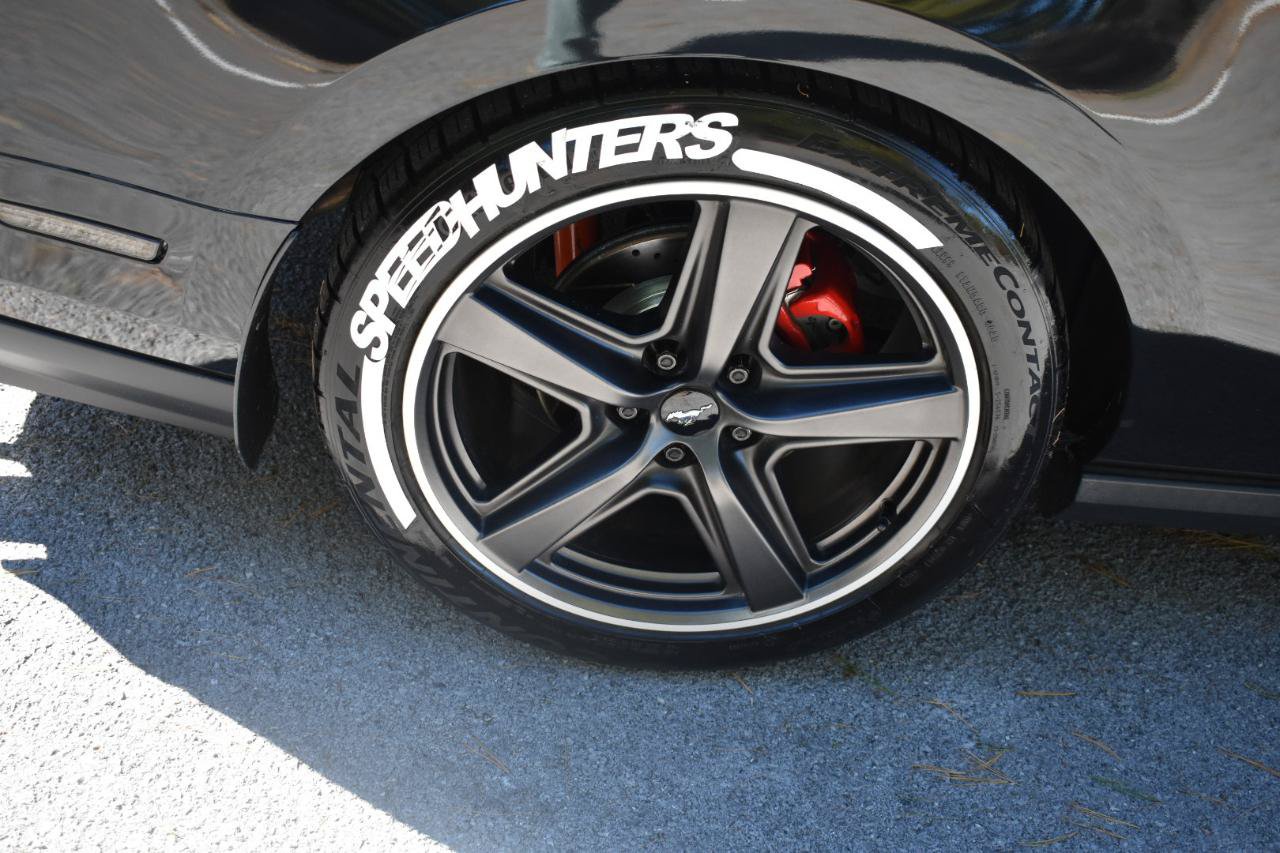 Used 2010 Ford Mustang GT Premium RWD image 38