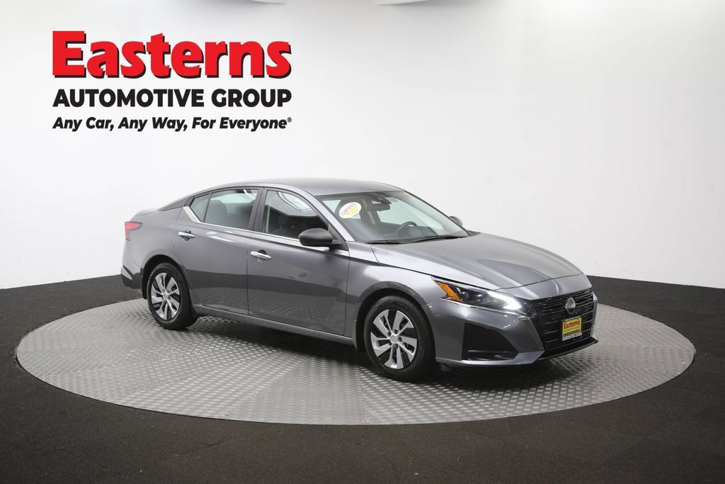 Used 2024 Nissan Altima 2.5 S FWD image 47