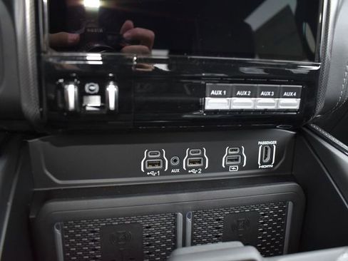 New 2026 RAM 2500 Limited AWD/4WD image 32