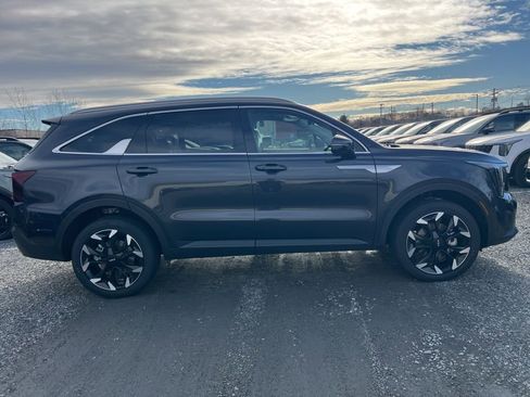 New 2026 Kia Sorento EX AWD/4WD image 4