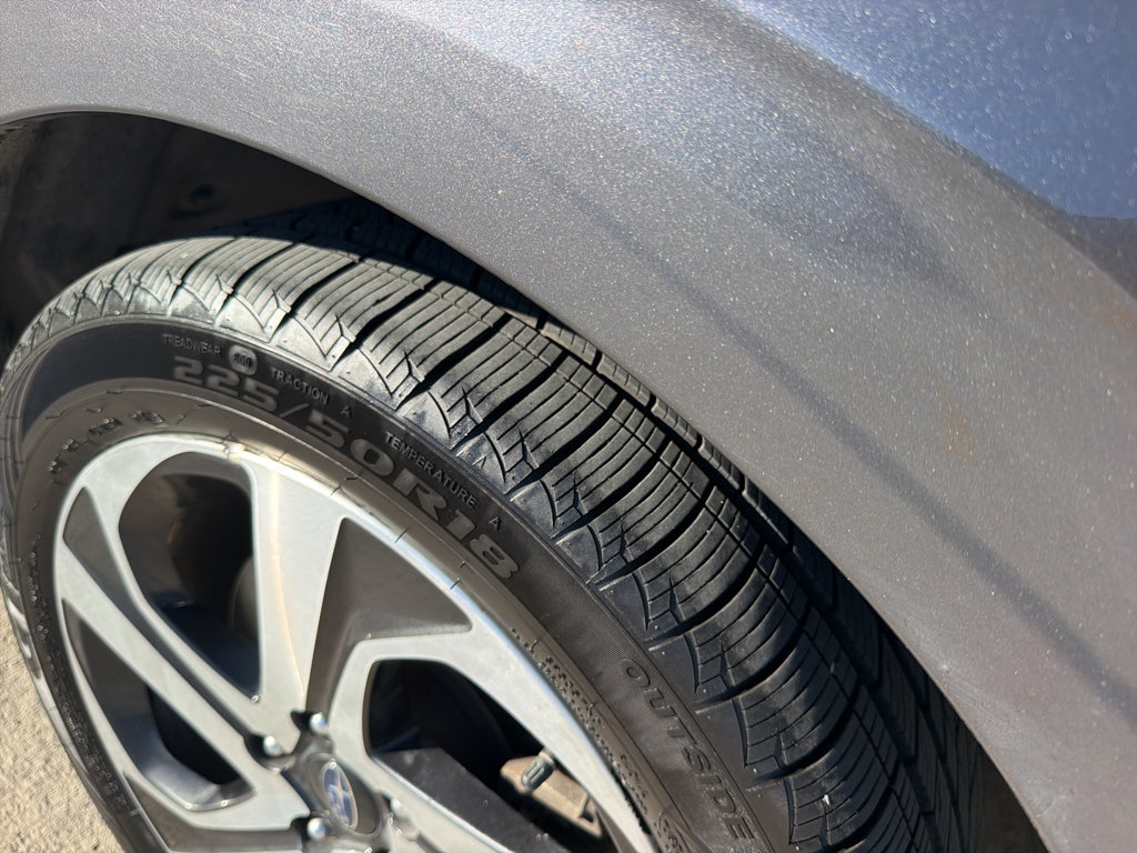 Used 2022 Subaru Legacy Limited AWD/4WD image 9