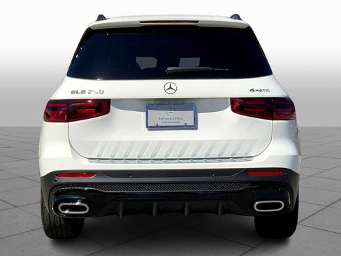 New 2026 Mercedes-Benz GLB 250 4MATIC image 4