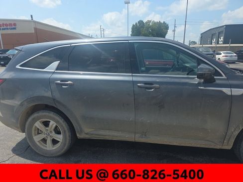Used 2021 Kia Sorento LX AWD/4WD image 4