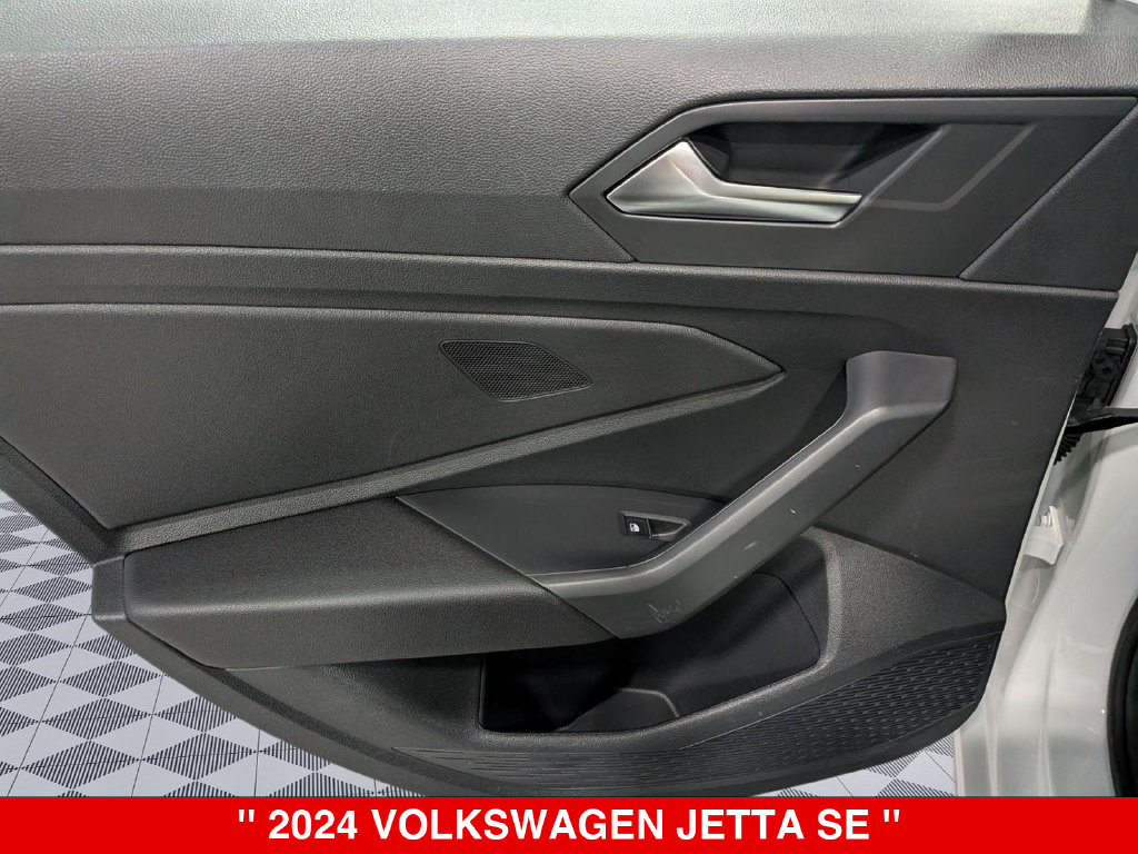 Used 2024 Volkswagen Jetta SE FWD image 28