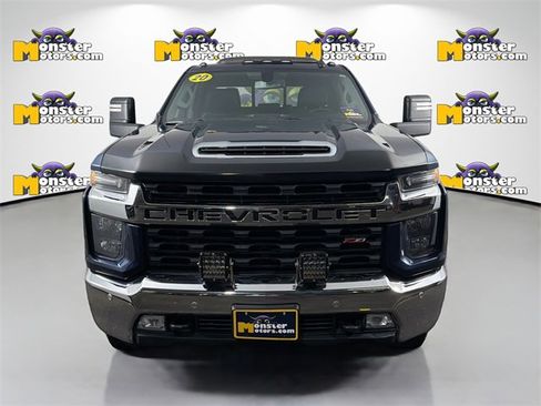Used 2020 Chevrolet Silverado 2500 LT w/ All Star Edition image 2