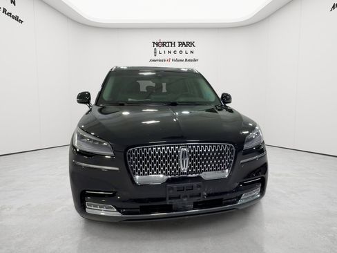 Used 2021 Lincoln Aviator Reserve w/ Elements Package Plus RWD image 8