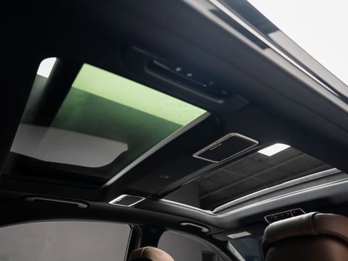 Used 2016 Mercedes-Benz S 550 4MATIC Sedan image 73