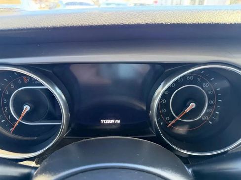 Used 2018 Jeep Wrangler Unlimited Sport S AWD/4WD image 22