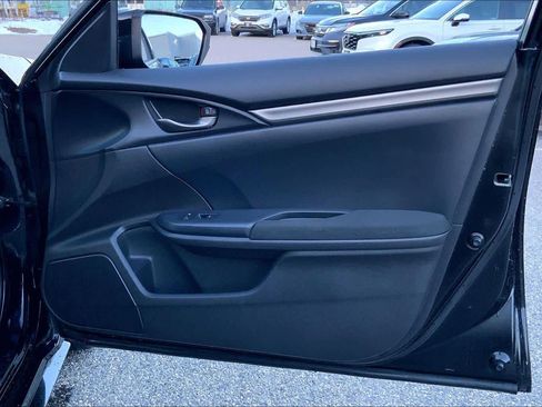 Used 2018 Honda Civic Sport image 22
