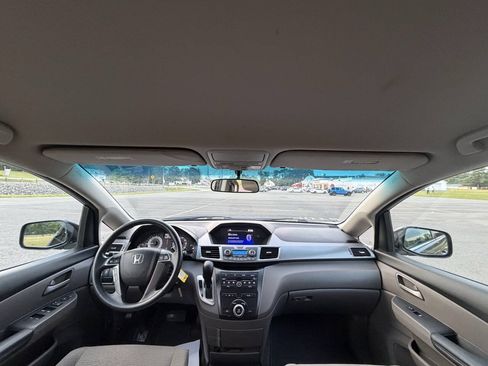 Used 2012 Honda Odyssey EX image 20