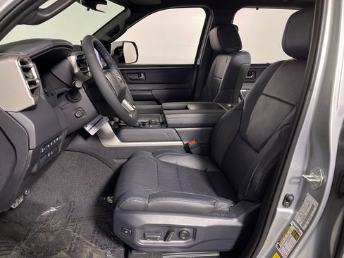 New 2026 Toyota Tundra Limited image 12