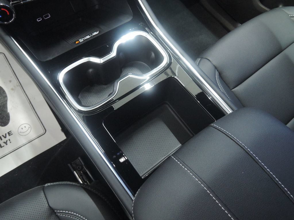 New 2026 Chevrolet Traverse LT w/ Sun and Wheel Package FWD image 21