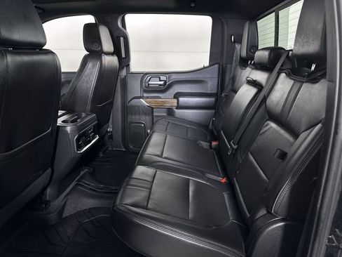 Used 2021 Chevrolet Silverado 1500 High Country w/ Technology Package AWD/4WD image 26