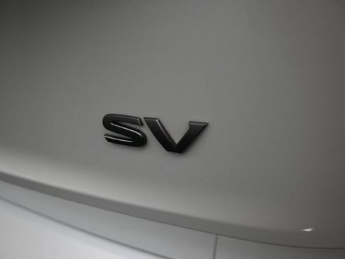Used 2024 Nissan Rogue SV FWD image 42