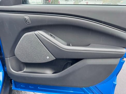 New 2025 Ford Mustang Mach-E Premium image 31