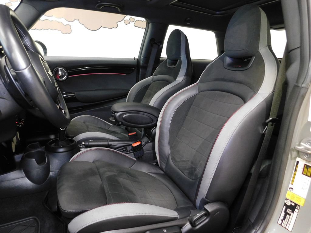 Used 2022 MINI Cooper John Cooper Works FWD image 30