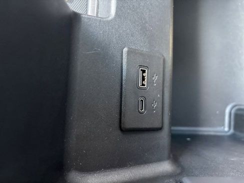 Used 2025 Chevrolet Silverado 1500 ZR2 w/ Technology Package image 36