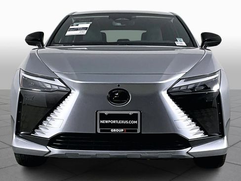 Used 2023 Lexus RZ 450e Premium image 3