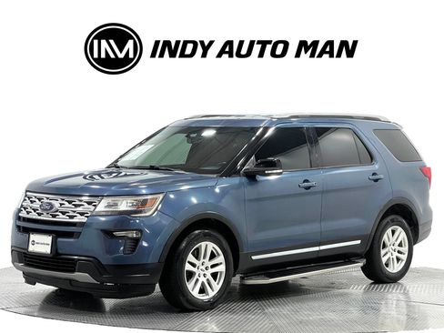 Used 2018 Ford Explorer XLT w/ Equipment Group 201A AWD/4WD image 8