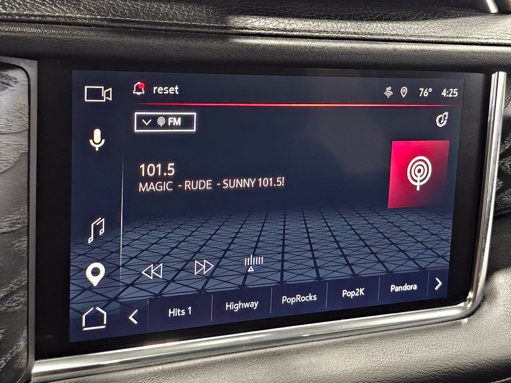 Used 2023 GMC Yukon XL Denali AWD/4WD image 47