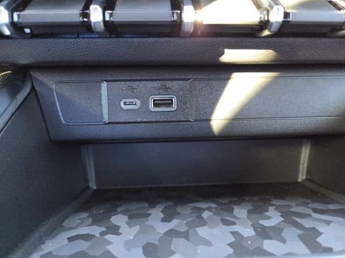 New 2026 GMC Canyon Elevation w/ Convenience Package image 9