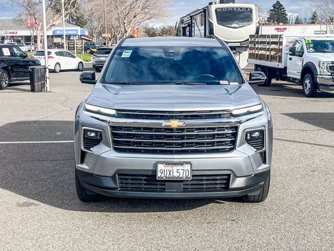 Used 2026 Chevrolet Traverse LT w/ Driver Confidence Package image 6