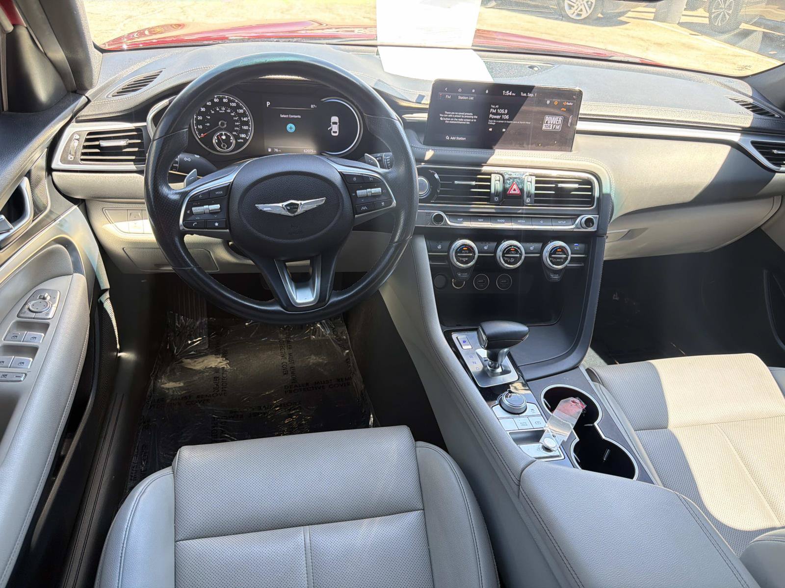 Used 2023 Genesis G70 2.0T AWD/4WD image 8