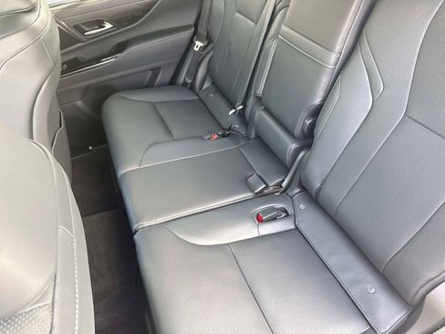 New 2026 Lexus LX 700h Luxury image 12