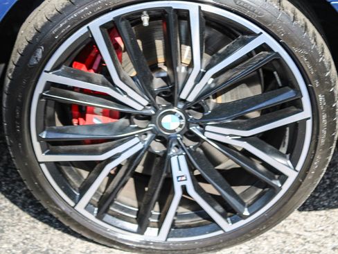 Used 2023 BMW 540i w/ M Sport Package image 11