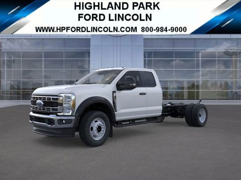 New 2026 Ford F450 XL w/ XL Chrome Package image 1