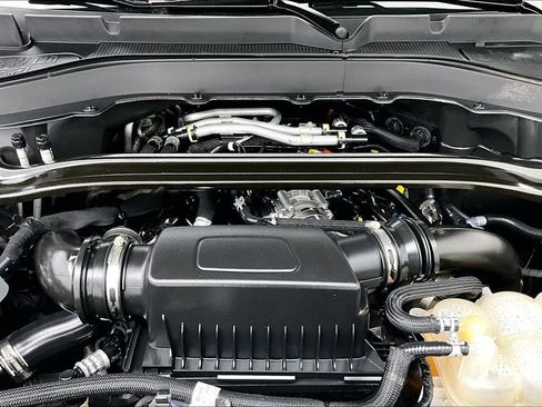 Used 2022 Ford Explorer Platinum w/ Equipment Group 601A image 11