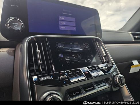 New 2026 Lexus LX 700h Luxury AWD/4WD image 17