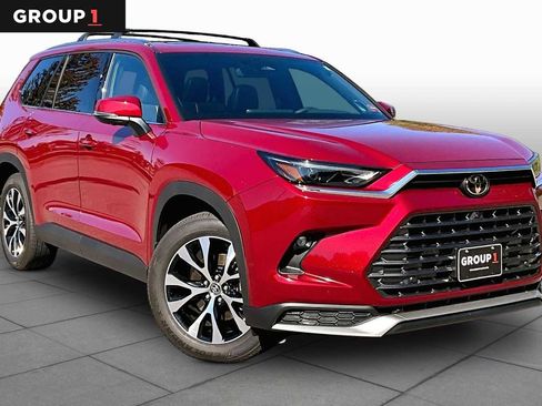 Used 2026 Toyota Grand Highlander AWD Hybrid image 3